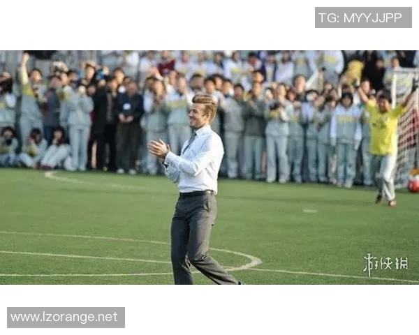 足球明星穿西装的背后意义与时尚风潮探讨