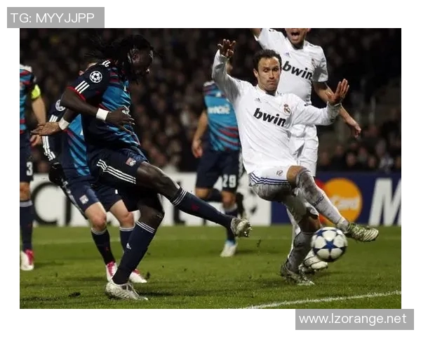 沙特豪门强势引援本泽马坎特或联手征战欧冠